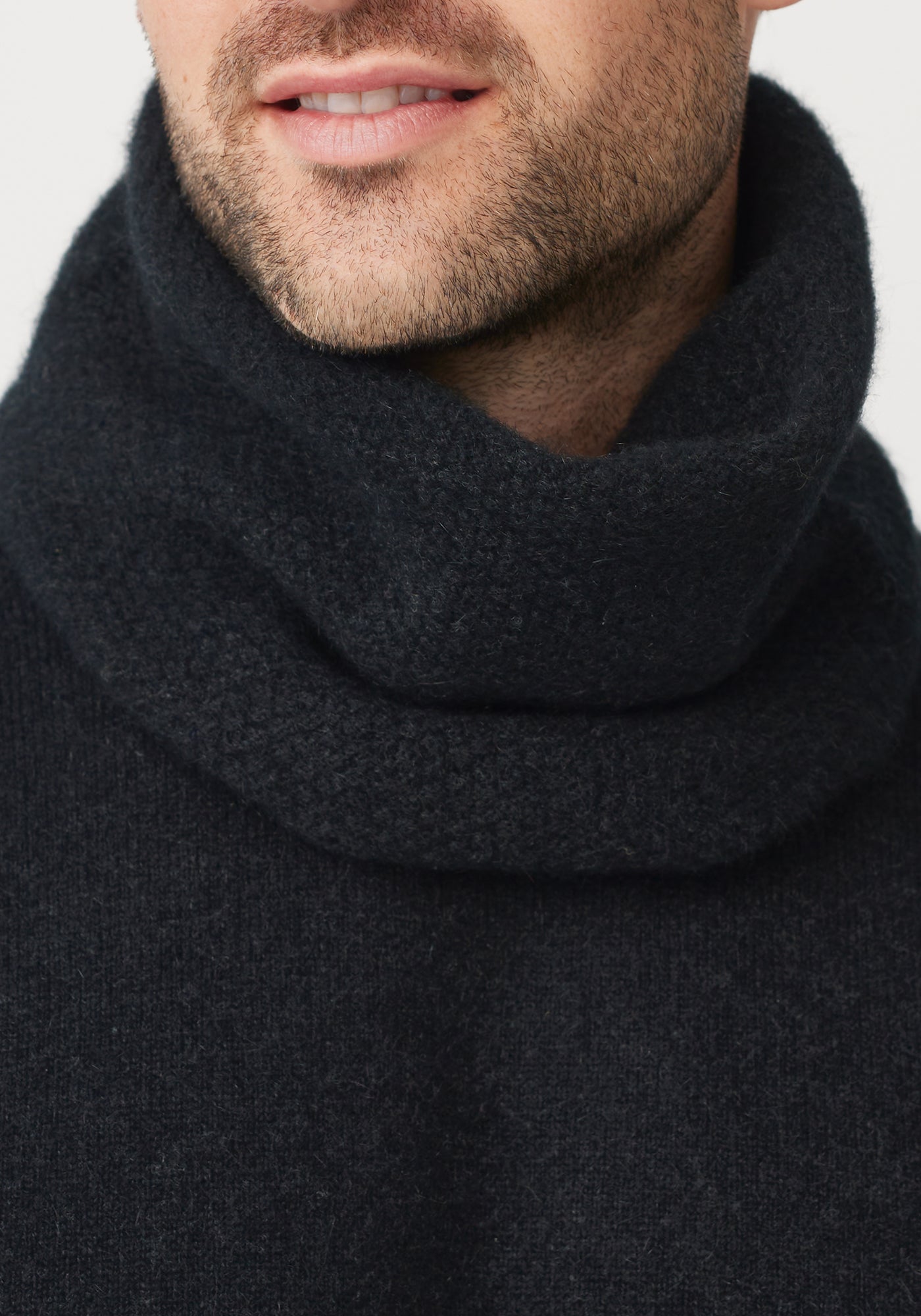 Moss Snood - Jet | Man