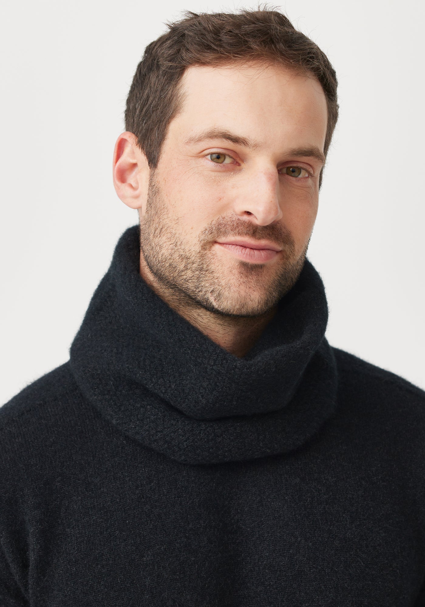 Moss Snood - Jet | Man