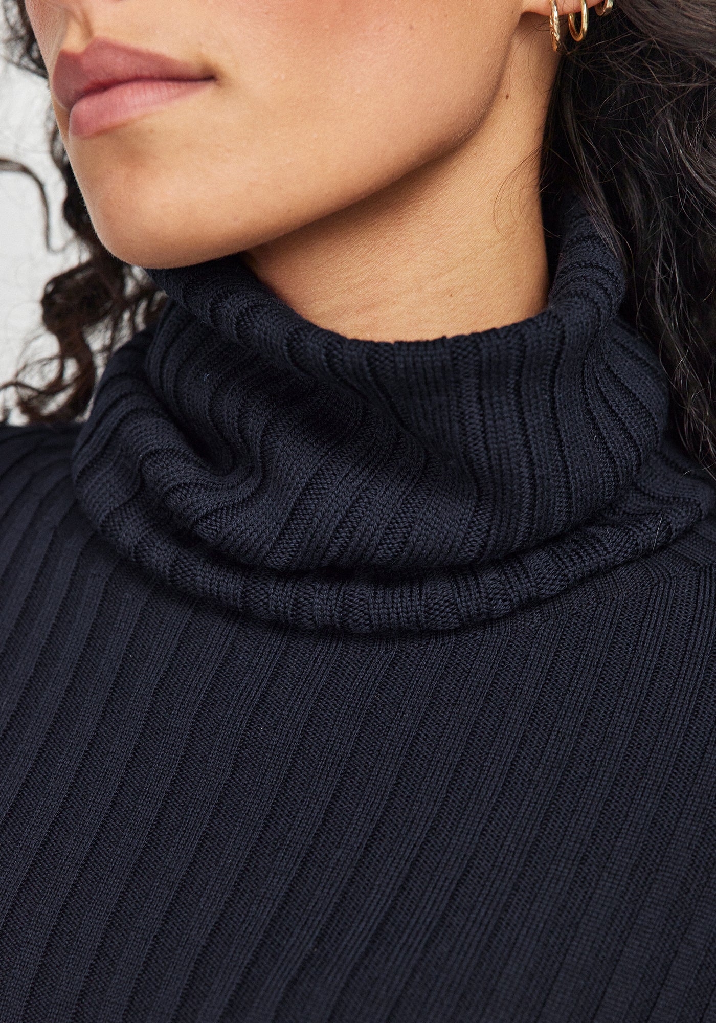 Rib Merino Snood - Deep Blue | 100% ZQRX™ Merino | Ribbed Knit