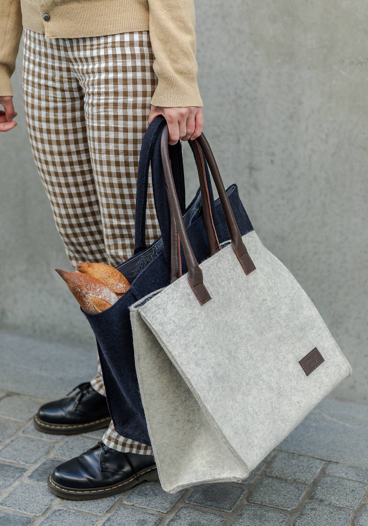 Taupe
